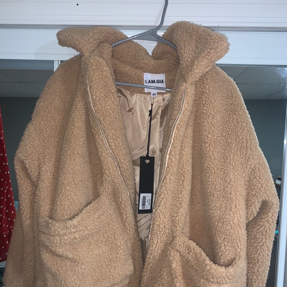 Brand New I. Am. Gia tan Pixie Coat